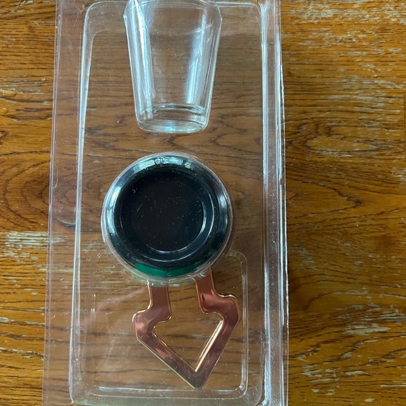 Take-a-Shot Drinking Game⚫️ - Picture 3 of 6